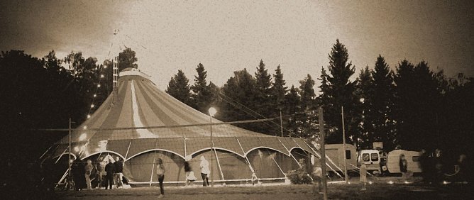 Ausstellung im Zirkuszelt geplant (Foto: Angelo Glashagel) Ausstellung im Zirkuszelt geplant (Foto: Angelo Glashagel)