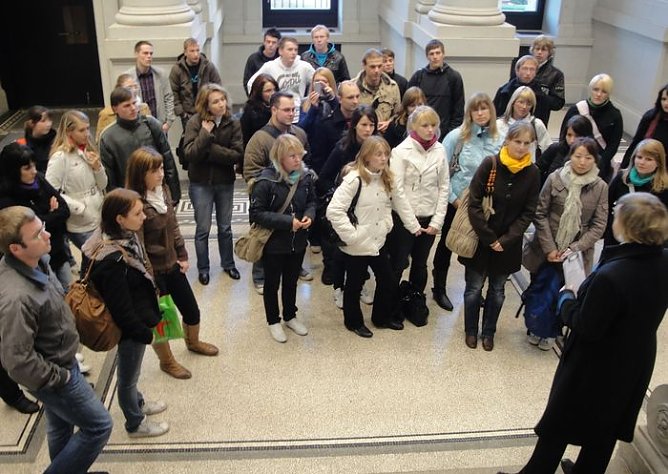 Im Bundesratsgebäude (Foto: nnz) Im Bundesratsgebäude (Foto: nnz)