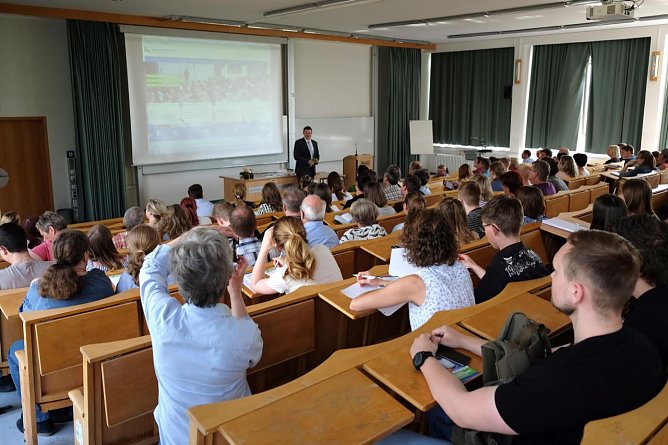 Besucher schnupperten Campusluft (Foto: Jaana Kistner) Besucher schnupperten Campusluft (Foto: Jaana Kistner)