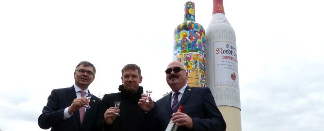 Bei der Einweihung des gestalteten Siloturms (Foto: nnz-Archiv)