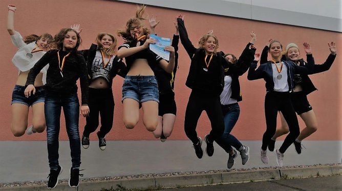 Humboldts Schwimmerinnen im Bundesfinale (Foto: Humboldt Gymnasium Nordhausen) Humboldts Schwimmerinnen im Bundesfinale (Foto: Humboldt Gymnasium Nordhausen)