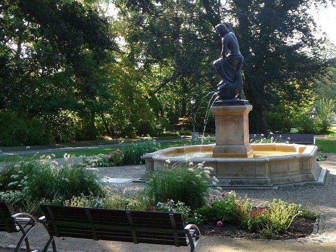 Neptunbrunnen in der Promenade (Foto: Heidelore Kneffel)