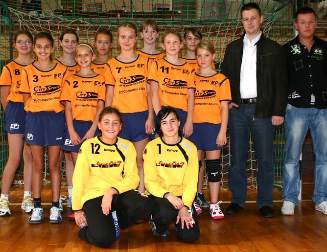 Freude bei den M&auml;dchen (Foto: U. Tittel)