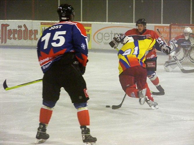 W&ouml;lfe gegen Towers (Foto: R. Koch)