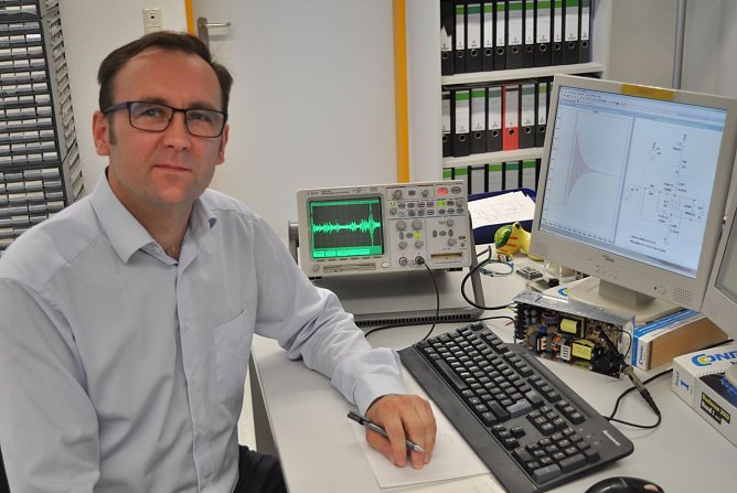 Marco Hartung an seinem Labor-Arbeitsplatz (Foto: privat)