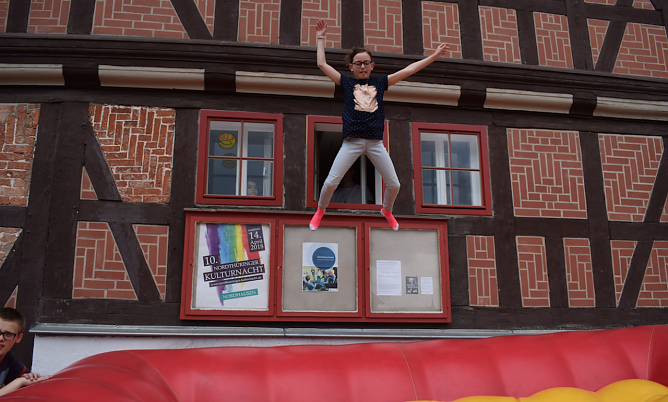 KILA Aktionstag mit Hüpfburg (Foto: Frank Tuschy) KILA Aktionstag mit Hüpfburg (Foto: Frank Tuschy)