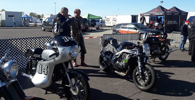 Adrenalin Pur in Oschersleben (Foto: H. Rein) Adrenalin Pur in Oschersleben (Foto: H. Rein)