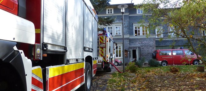 Feuerwehreinsatz im Park Hohenrode (Foto: nnz)