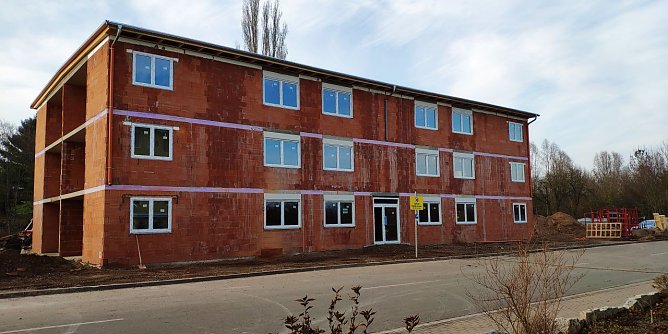 Das soziale Zentrum bietet 53 vollstation&auml;re Pl&auml;tze sowie 15 Pl&auml;tze in der Tagespflege an (Foto: Arbeiter-Samariter-Bund Regionalverband Mittelth&uuml;ringen e.V.)