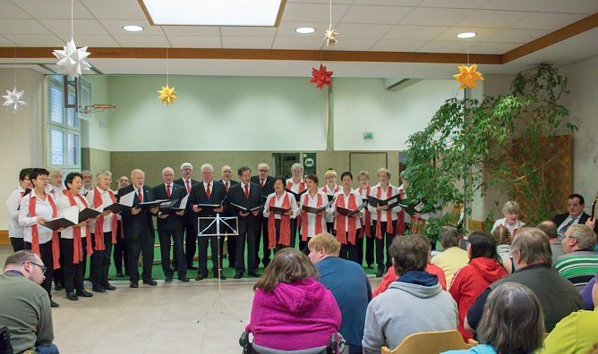 Konzertchor zu Gast in den Nordth&uuml;ringer Werkst&auml;tten (Foto: Ingrid Krug)