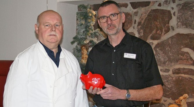 Erl&ouml;s &uuml;bergeben (Foto: privat)