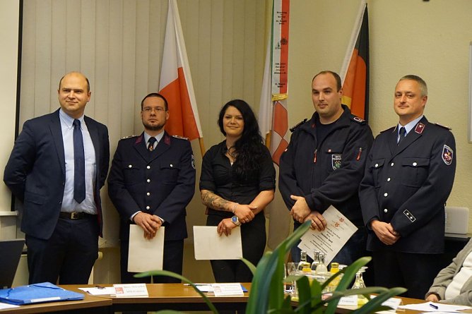 Henry Pasenow berief neue Wehrleiter und Stellvertreter.  (Foto: Susanne Schedwill)