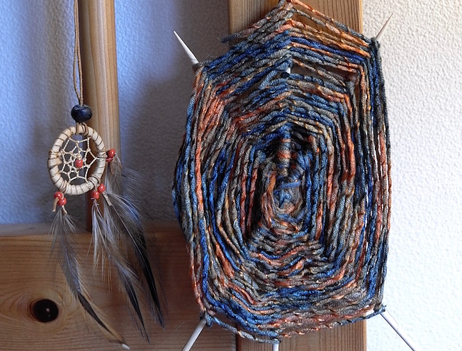 Traumf&auml;ngerbasteln zum KILA Aktionstag (Foto: Frank Tuschy)