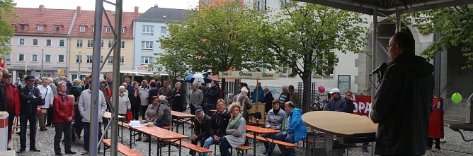 1. Mai auf dem Nordh&auml;user Rathausplatz  (Foto: Angelo Glashagel)