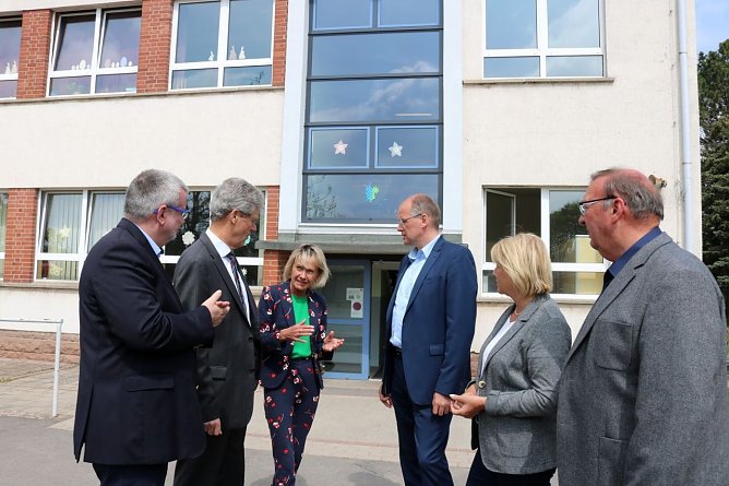 Ministerieller Besuch in Wipperdorf (Foto: J. Piper)