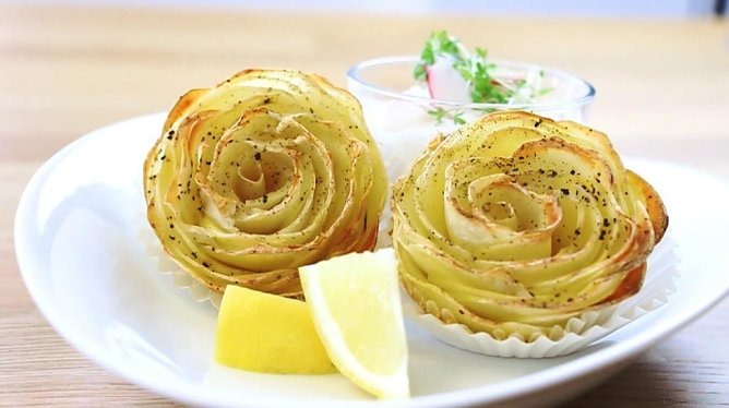 Kartoffelrosen mit Radieschen-Dip (Foto: Kartoffel-Marketing GmbH)