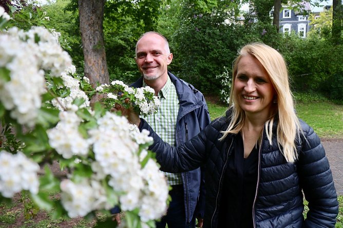 Arbeiten auch f&uuml;r die Liebe zur Pflanze - Bj&ouml;rn Diener und Diana Moraweck (Foto: Angelo Glashagel)