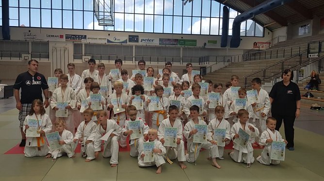 Am vergangenen Samstag trafen sich die Verbandsmitglieder des Th&uuml;ringer Judoverband und des Chinesisch- Deutschen Kampfkunstverein in der Wiedigsburghalle Nordhausen, um die diesj&auml;hrigen Kreisjugendspiele des Landkreises im Judo und Leichtkontakt Jiu-Jitsu/ Qin Na- Kampf im Rou&acute;dao&acute; durchzuf&uuml;hren (Foto: Thomas K&ouml;hler)