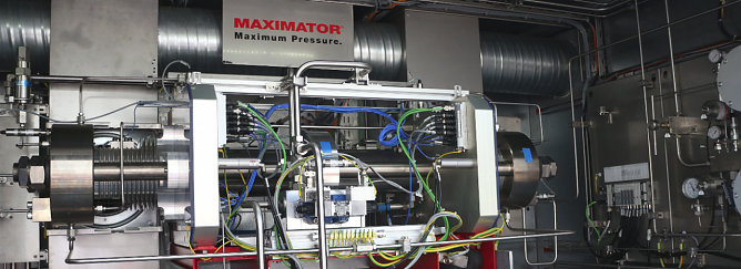 Alles aus einem Guss - die Wasserstofftankstelle der Firma Maximator (Foto: Angelo Glashagel) Alles aus einem Guss - die Wasserstofftankstelle der Firma Maximator (Foto: Angelo Glashagel)