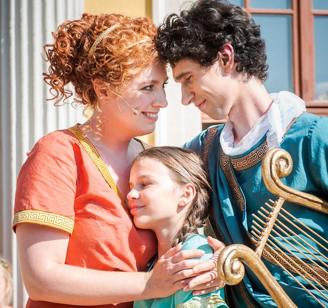 Premiere mit Orpheus und Eurydike (Foto: Marco Kneise)