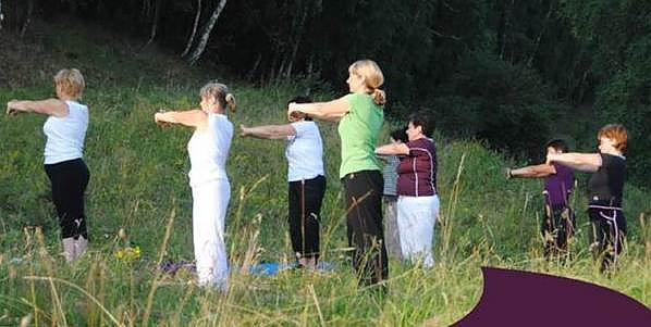 yoga (Foto: Landratsamt NDH) yoga (Foto: Landratsamt NDH)
