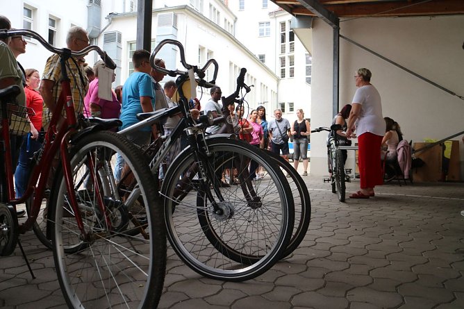 31 Fahrräder standen heute zur Versteigerung bereit (Foto: Angelo Glashagel) 31 Fahrräder standen heute zur Versteigerung bereit (Foto: Angelo Glashagel)