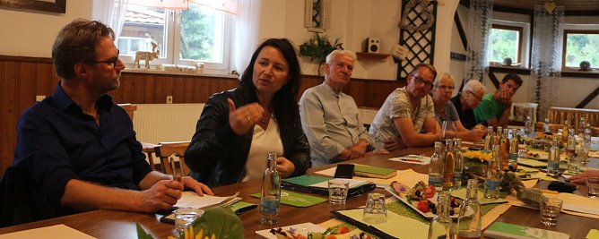 Umweltministerin Anja Siegesmund zu Gast in Woffleben (Foto: Angelo Glashagel)