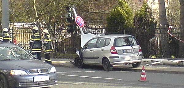 Unfall in der Stolberger Straße (Foto: Sarah Nolte) Unfall in der Stolberger Straße (Foto: Sarah Nolte)