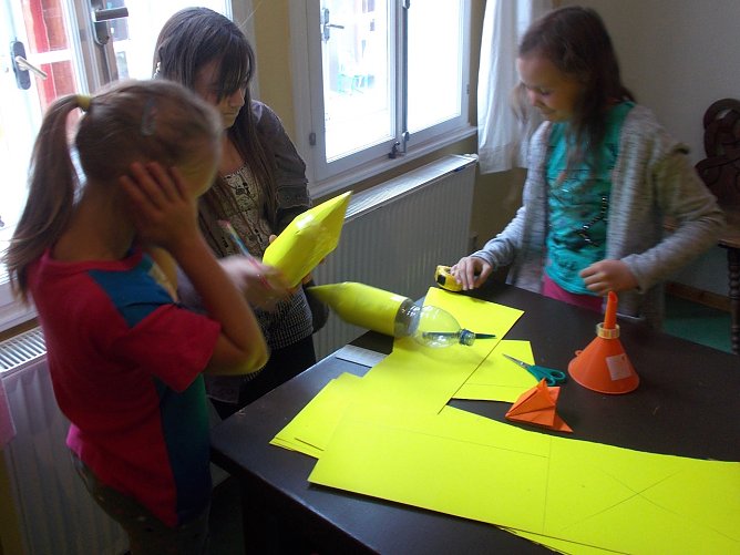 Zum Aktionstag werden im KiLa am Freitag Wasserraketen gebastelt (Foto: Frank Tuschy)