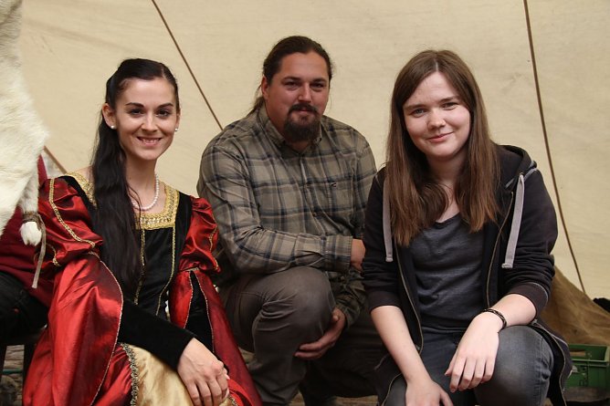 Neues Wissen ums Alte vermitteln - Museumsleiterin  Mirjana Culibrk. Arch&auml;ologe Markus Wehner  und Praktikantin Lara Dietz (Foto: Angelo Glashagel)