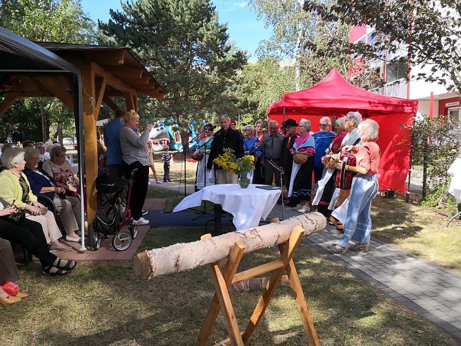 Die Trachtengruppe aus Neustadt.  (Foto: Seniorenwerk)