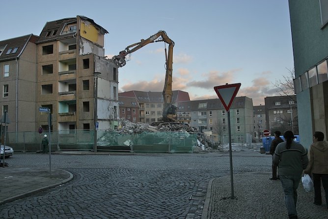 Abriss Engelsburg (Foto: Erik Beyer) Abriss Engelsburg (Foto: Erik Beyer)