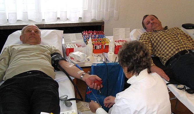 Klaus Rebettge (rechts im Bild) (Foto: Köhn) Klaus Rebettge (rechts im Bild) (Foto: Köhn)