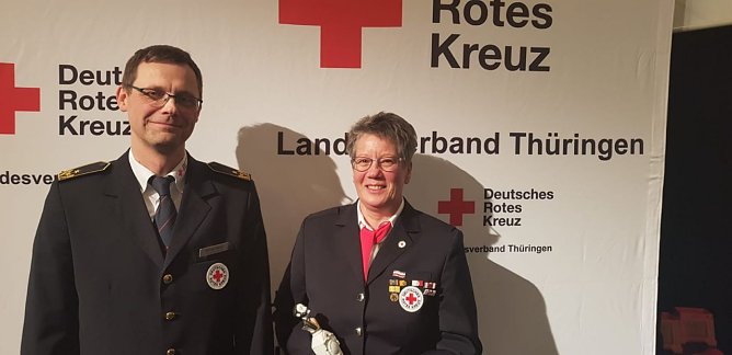 DRK Thüringen wählt Präsidium und verleiht Ehrenamtspreis 2019 (Foto: DRK) DRK Thüringen wählt Präsidium und verleiht Ehrenamtspreis 2019 (Foto: DRK)