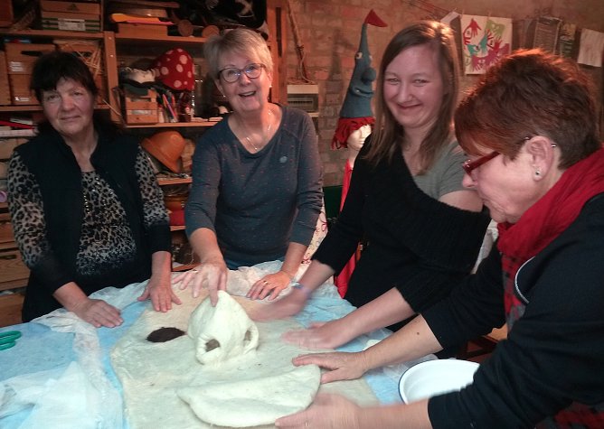 Ritter Rost Vorbereitung (Foto: U.Tuschy) Ritter Rost Vorbereitung (Foto: U.Tuschy)