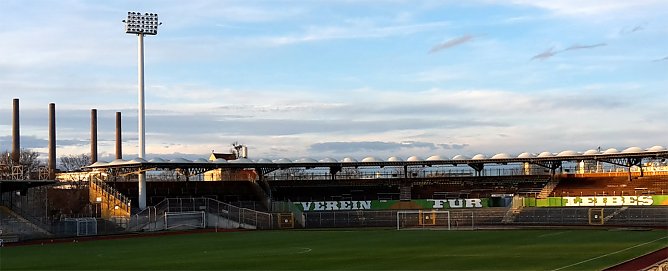 Ehemals Bundesligaspielst&auml;tte - Das VfL-Stadion am Elsterweg  (Foto: FSV Wacker 90 Nordhausen)