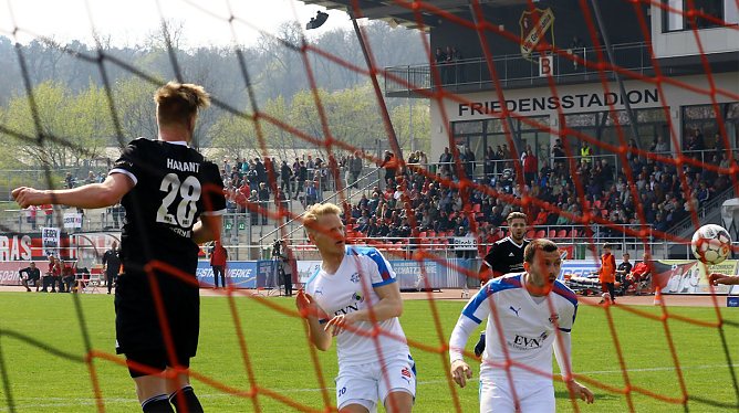 Wacker 90 (Foto: Michael Liedke) Wacker 90 (Foto: Michael Liedke)