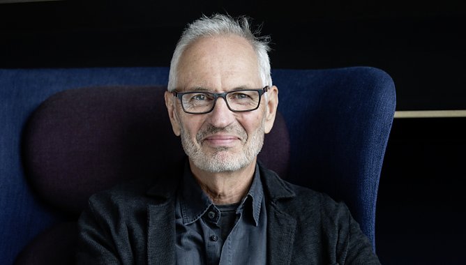 Eugen Ruge (Foto: Asja Caspari ) Eugen Ruge (Foto: Asja Caspari )