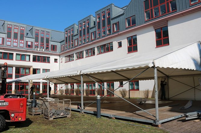 Neuer Eingangsbereich f&uuml;r das Landratsamt (Foto: Pressestelle Landratsamt Nordhausen)