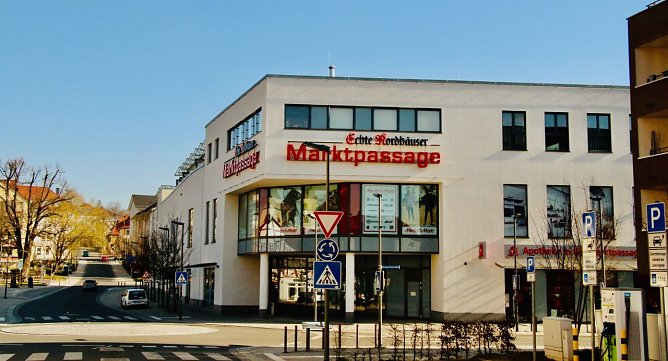 Leere Stra&szlig;en vor der Nordh&auml;user Marktpassage (Foto: Angelo Glashagel)