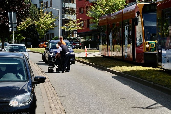 Stra&szlig;enbahn-Stau in der Rautenstra&szlig;e (Foto: agl)