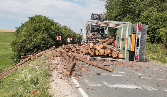 Unfall bei Buchholz heute Vormittag (Foto: S.Tetzel) Unfall bei Buchholz heute Vormittag (Foto: S.Tetzel)