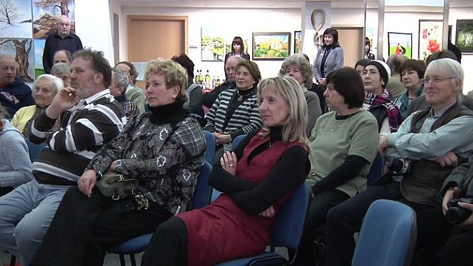 B&auml;ume in der Galerie (Foto: nnz-tv)