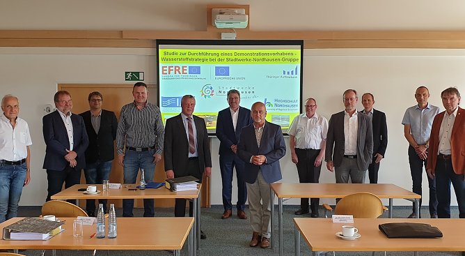 Die Teilnehmer der Auftaktveranstaltung freuen sich auf das Projekt und hoffen auf ein gutes Ergebnis der Studie (Foto: Franziska Bernsdorf)