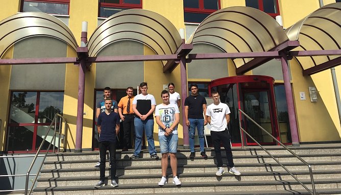 Ausbildungsstart in den Stadtwerken (Foto: Stadtwerke Nordhausen) Ausbildungsstart in den Stadtwerken (Foto: Stadtwerke Nordhausen)