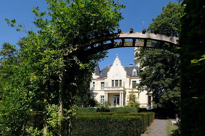 Park des Kunsthauses Meyenburg (Foto: P.Blei)