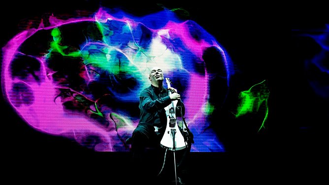 Wolfgang Huschke im Konzert (Foto: Agentur) Wolfgang Huschke im Konzert (Foto: Agentur)