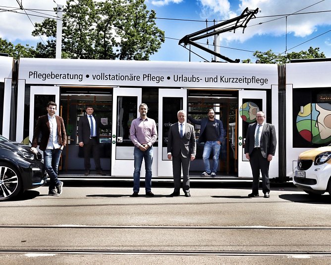  Mit Stra&szlig;enbahnoberleitungen Elektrofahrzeuge versorgen � Start des Verbundprojektes DC-LEO  (Foto: Intrasol)