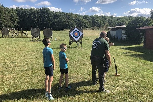 Aufregende Stunden beim Bogenschie&szlig;en in Urbach (Foto: KSB NDH)