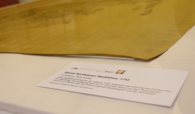 Historische Fahnen aus dem 18. Jahrhundert (Foto: ©Stadtverwaltung Nordhausen) Historische Fahnen aus dem 18. Jahrhundert (Foto: ©Stadtverwaltung Nordhausen)